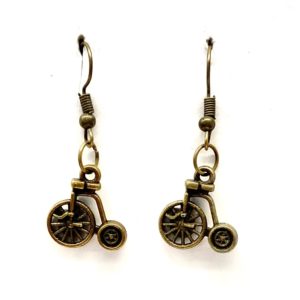 Steampunk oorbellen 90 met mini velo