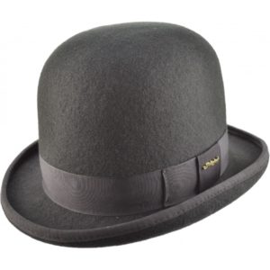 Steampunk hoed Maddison is een zwarte extra-hoge bolhoed